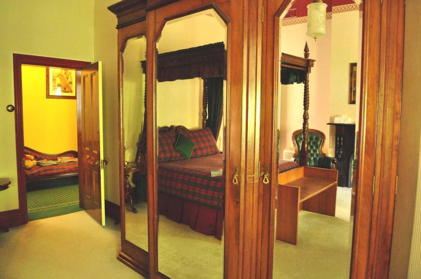 Ormiston House Bed and Breakfast Strahan Eksteriør billede